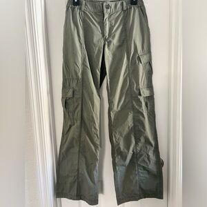 Low Rise Green Cargo Pants